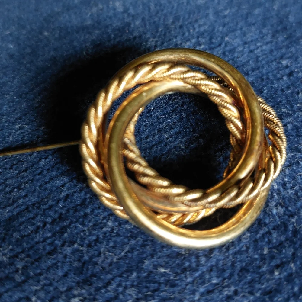 Vintage H.G. Henry Griffith Stacked Circle Brooch 12K GF, Estate Jewelry